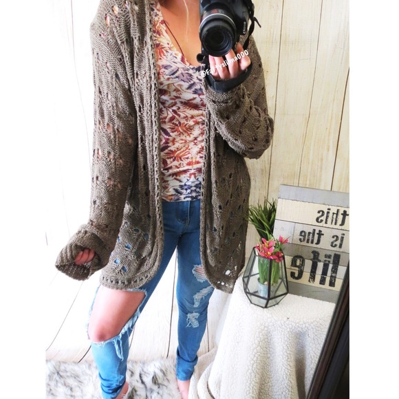 Sweaters - Slouchy Olive green open knit cardigan 🌿